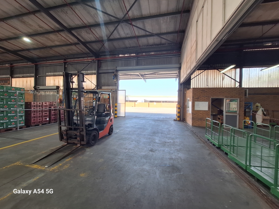 To Let Commercial Property for Rent in Ottery Western Cape